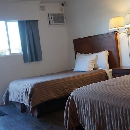 Westward Inn & Suites Langley Eksteriør billede