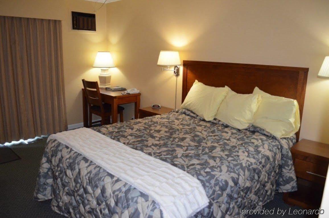 Westward Inn & Suites Langley Eksteriør billede